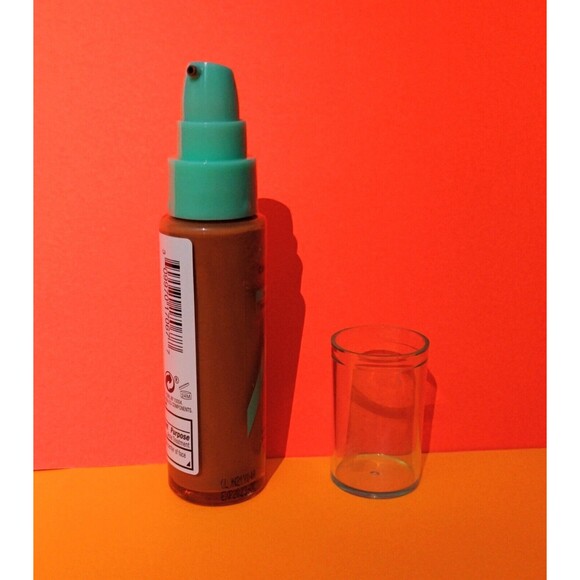 Almay Clear Complexion Acne Foundation 800 Caramel Makeup Sensitive Skin Teens 1 - Picture 14 of 16